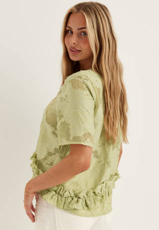 selected-slflina-relaxed-24-ruffle-top_1