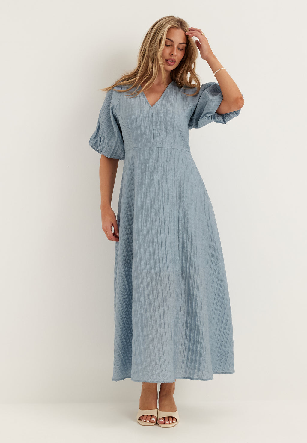 Selected Slfmaddie Ss Closed Back Midi Dress Blue Blue Selected Slfmaddie Ss Closed Back Midi Dress Blue Blue