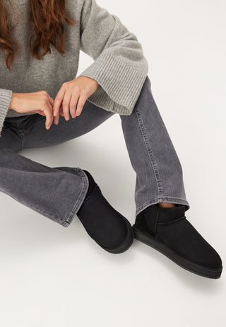 Glasgow Sheepskin Boots