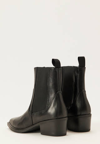 Kelsey Heel Classic Leather Boots