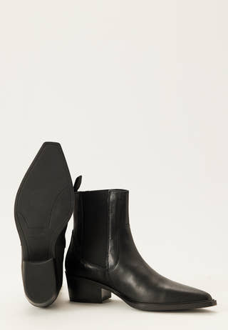 Kelsey Heel Classic Leather Boots