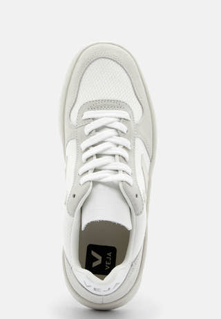 V-10 Sneaker
