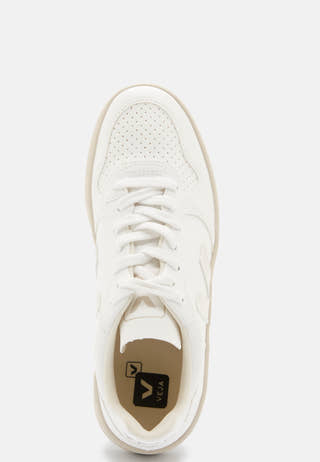 V-10 Sneakers