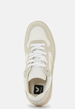 V-10 Sneakers