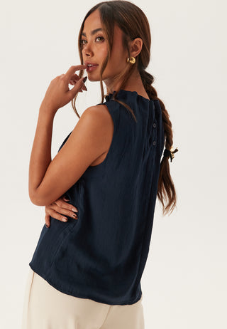 Awshanna SL High Neck Top