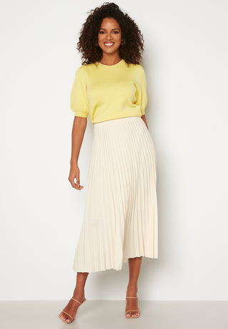 Gold SS Puff O-Neck Blouse