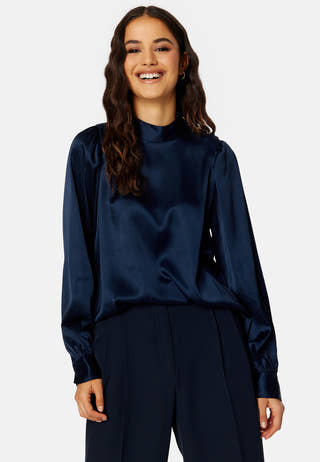 Lola LS Button Top