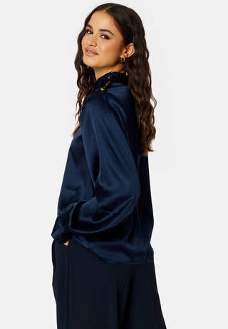 Lola LS Button Top