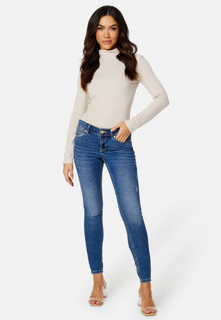 Robyn Low Rise Skinny Pushup Jeans