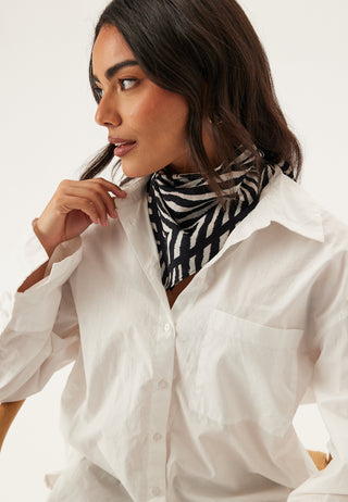 Vmlesley Scarf