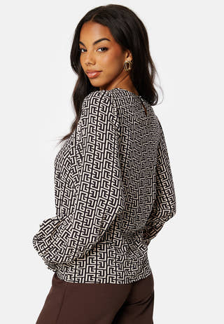 Bana L/S Smock Sleeve Top