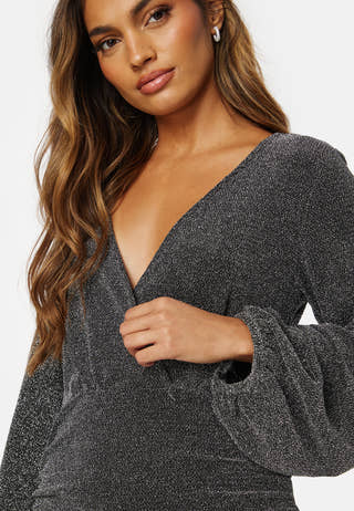Vicaro LS V-Neck Midi Dress