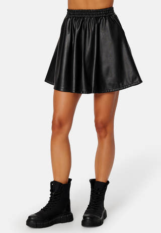 Dagmar RW Coated skater skirt