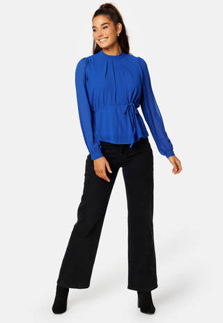Karolina L/S Tie Belt Top