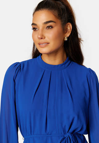 Karolina L/S Tie Belt Top