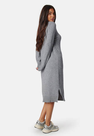 Viril Crew Neck Midi Dress