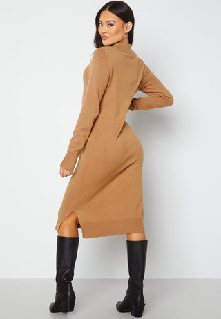Viril Crew Neck Midi Dress