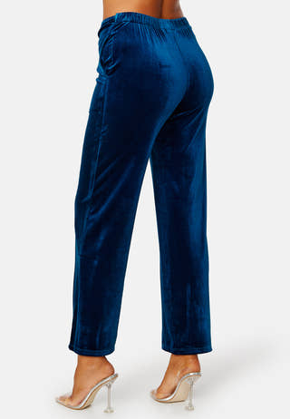 Velour HW Straight Pants