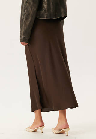 Viellette Hw Midi Skirt