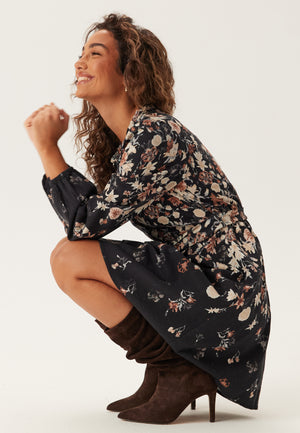 Vielma O-neck L/S SHORT DRESS