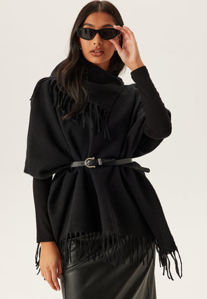 Vifjolira poncho med høy hals