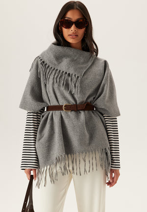 Vifjolira poncho med høy hals