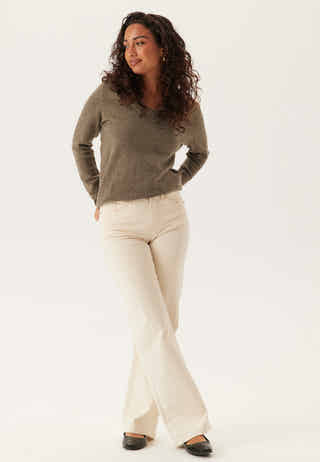 Vinikolina V-neck L/S KNIT TOP