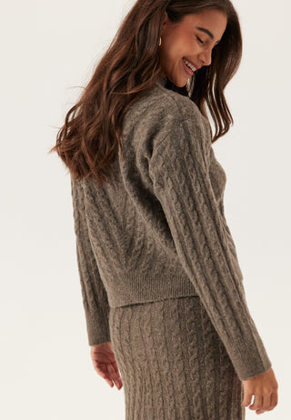 Virelli Highneck L/S Cable Knit