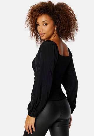 Wavy Square Neck L/S Top