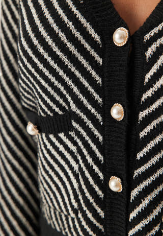 Yascharla Ls Sequin Knit Cardigan